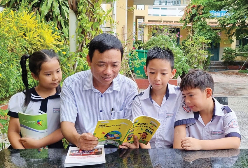 A ferryman burdened with love