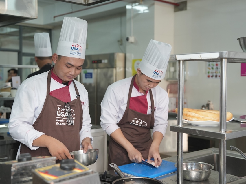 Culinary students compete in cooking with U S chicken