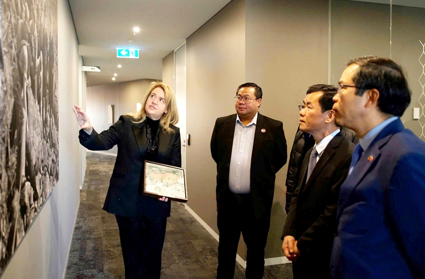 Implementing comprehensive cooperation between Hue and the Australian State of Tasmania