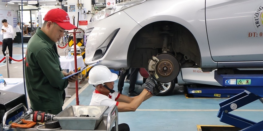 “Skilled - Safe Driving Instructors” contest