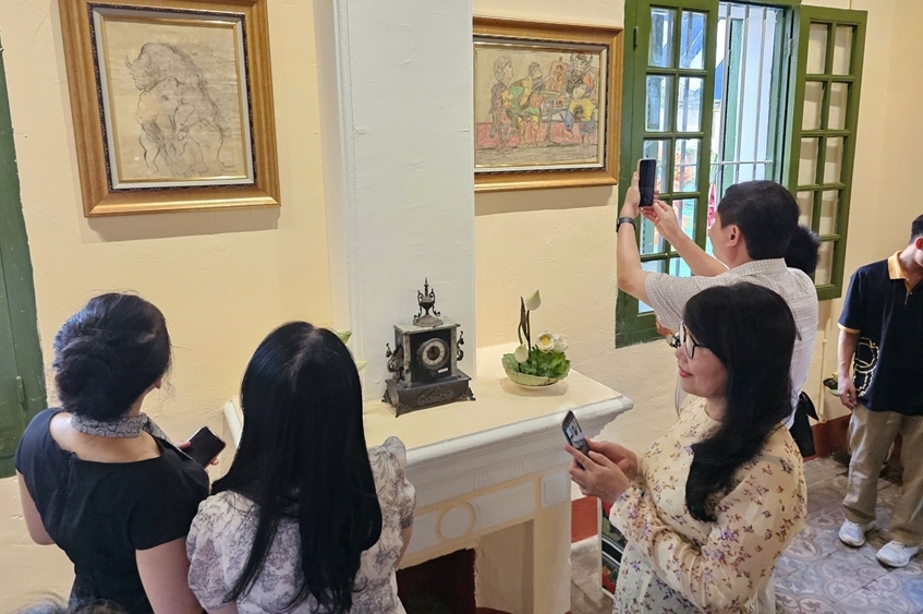 From a book space to private museums