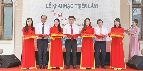 The exhibition “Hue through the course of history through archival documents” opens