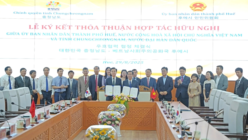 Hue City and Chungcheongnam Province South Korea to promote comprehensive cooperation