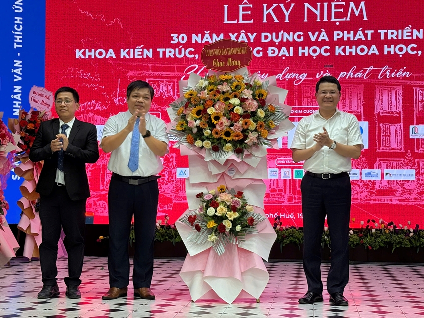 Faculty of Architecture - 30 years of building and development