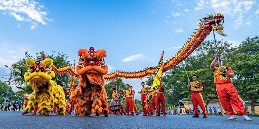 Adding highlights to Hue’s Autumn Season