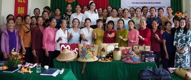 Opportunity to enhance livelihoods of women working in Bang grass handicraft