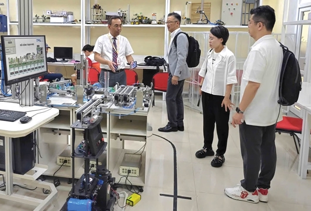 International cooperation, educational innovation