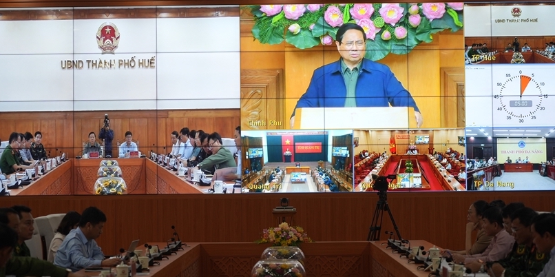 Urgently Responding to Extremely Severe Flooding in Central Vietnam