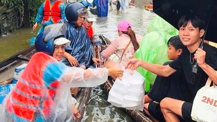 Hot Meals that Warm Hearts During the Floods