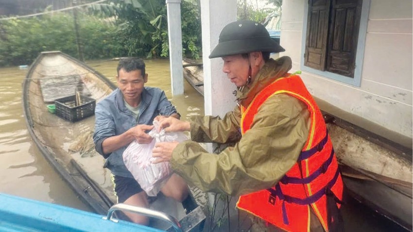 After the flood passes, human compassion remains forever