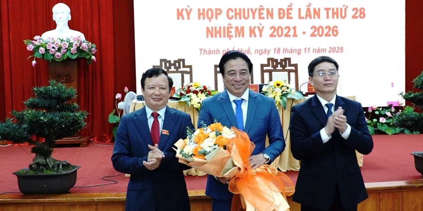 Prime Minister approves election result of Chairman of Hue City People’s Committee