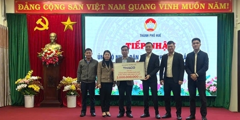 Truong Hai Group Joint Stock Company donates 2 billion VND to overcome natural disaster consequences