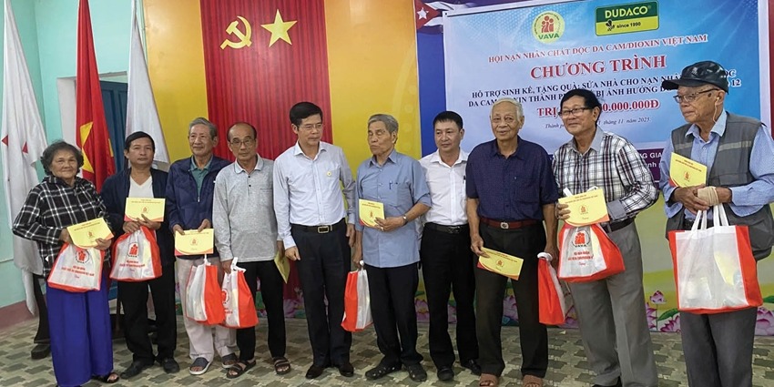 Standing with Agent Orange victims