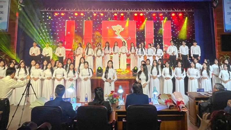 Over 25 outstanding performances compete in the final of the 2025 Student Teachers’ Singing Contest
