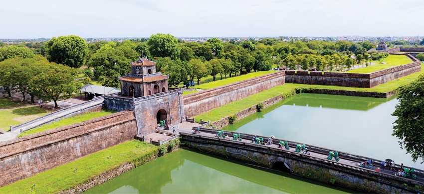 Hue City A green - smart - identity-rich urban center