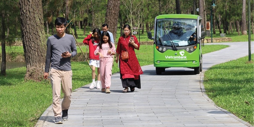 Restructuring the tourism sector toward sustainable development