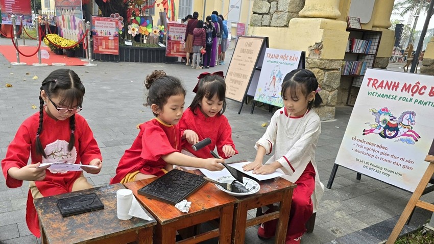 “Thuan Hoa - Binh Ngo 2026” Festival A Vibrant Celebration of Spring, Spreading Hue’s Cultural Values