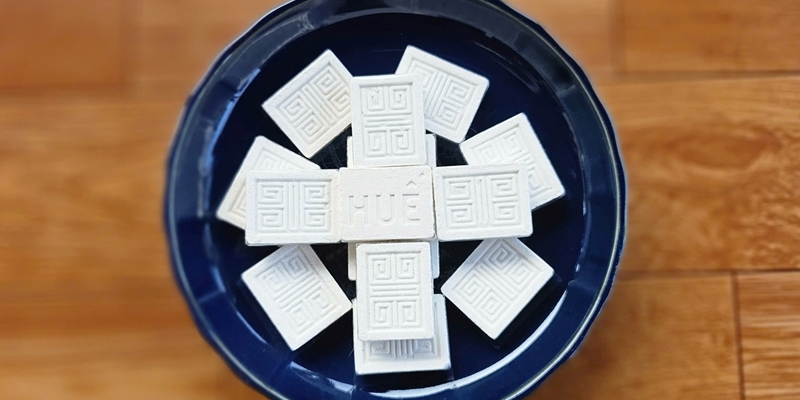 Awakening the Phuc linh cake