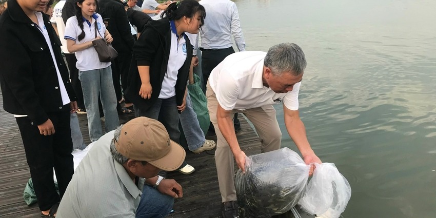Restocking aquatic resources in the Huong River