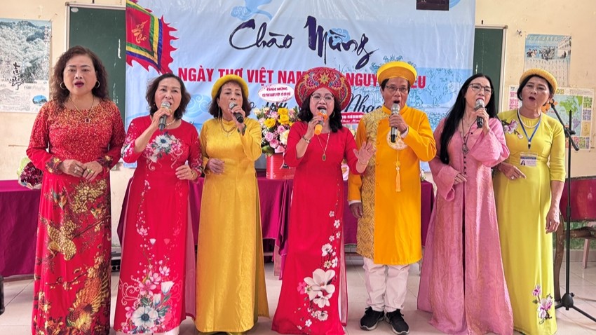 Spring Gathering with Hue’s Haiku Poetry