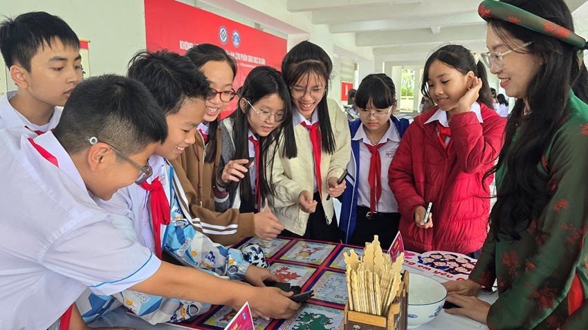 Over 189,000 Students Join Heritage Education Program