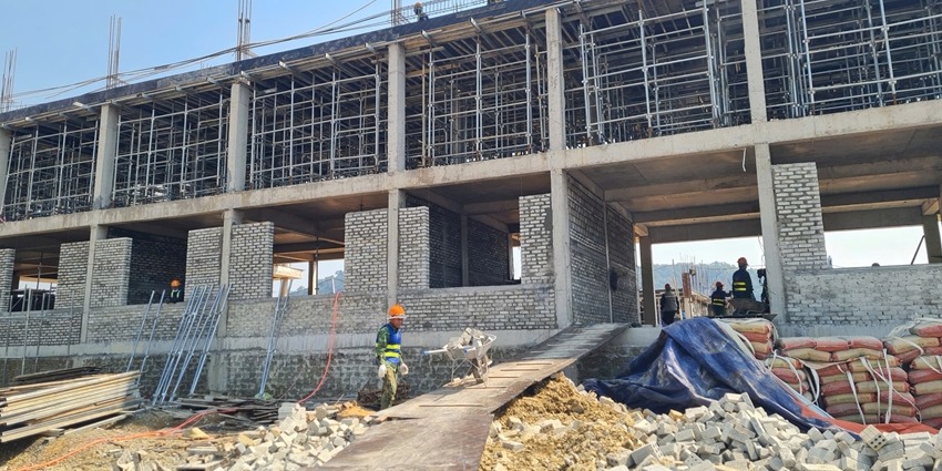 Accelerating Progress to Soon Complete School Projects in Border Areas