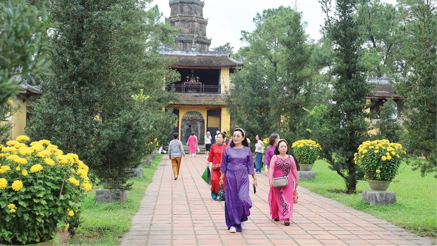 Building Effective Sustainable Tourism Through Vacation Experiences