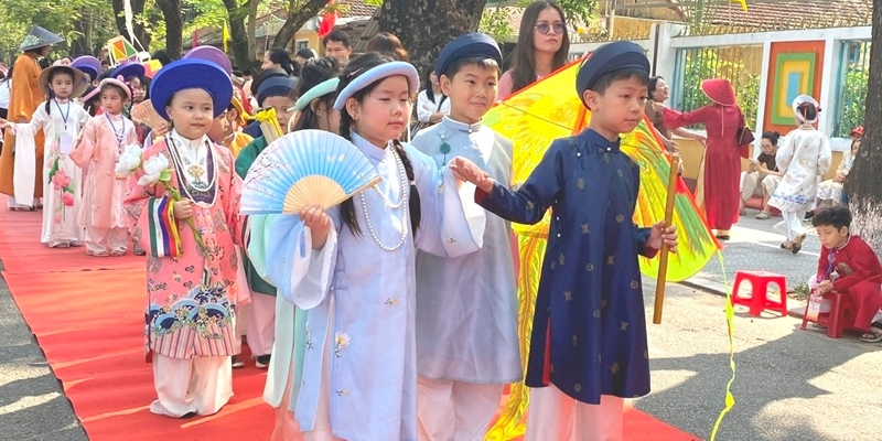 Vibrant activities celebrating March 26 in schools