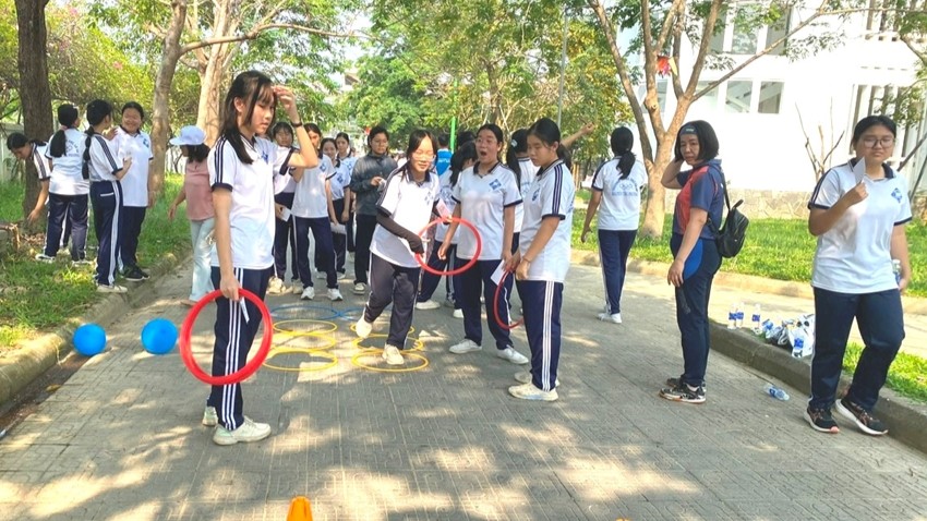 Dynamic Female Students Festival
