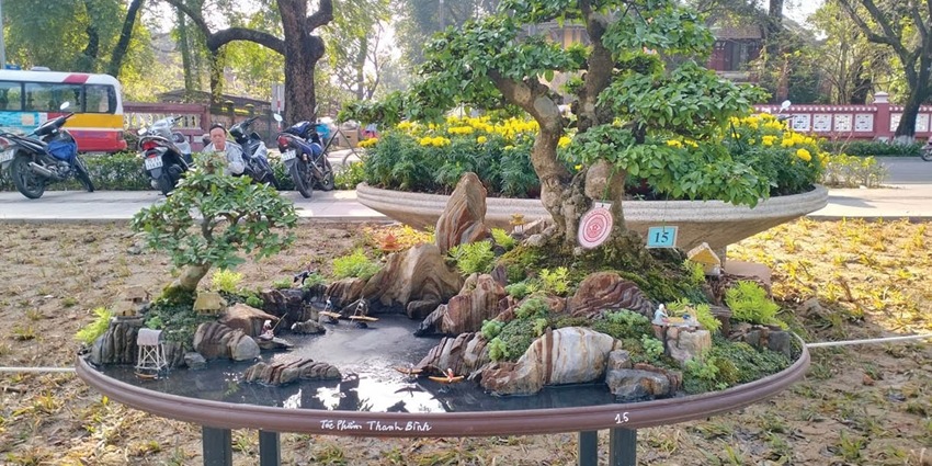 Meticulous craft of making bonsai pots