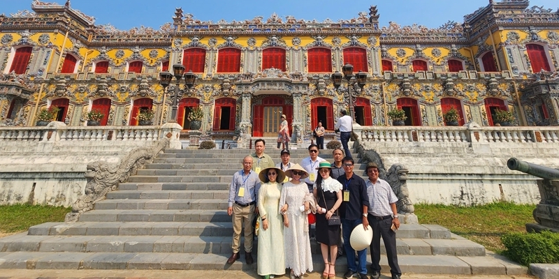 Opening of the “Charming Hue” Literature and Arts Creation Camp