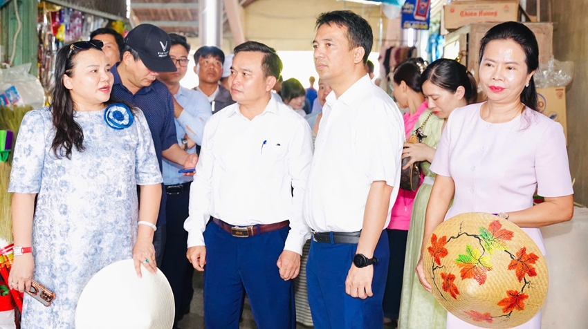 Changing tourism promotion toward a more professional approach