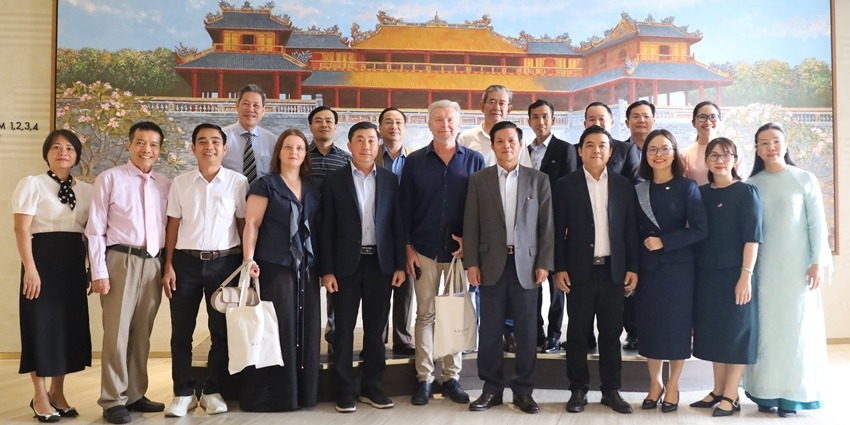 Promoting cooperation to bring Belarusian tourists to Hue