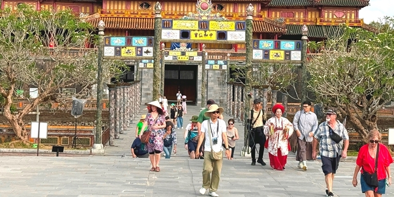 Letter of appreciation to valued domestic and international visitors