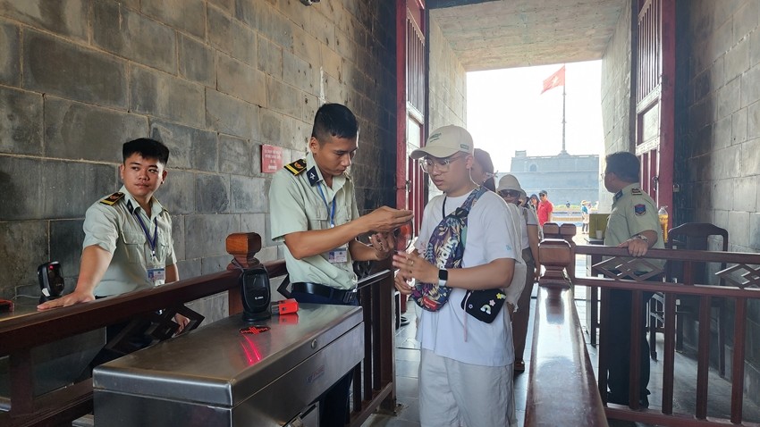Piloting E-Ticket Verification for Heritage Fee Discounts