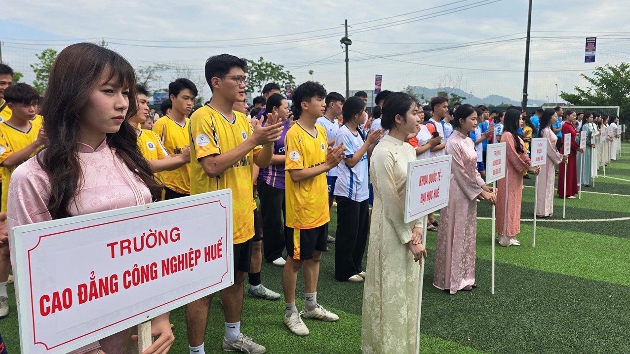 21 Teams Compete in the 2026 Hue Student Football Tournament