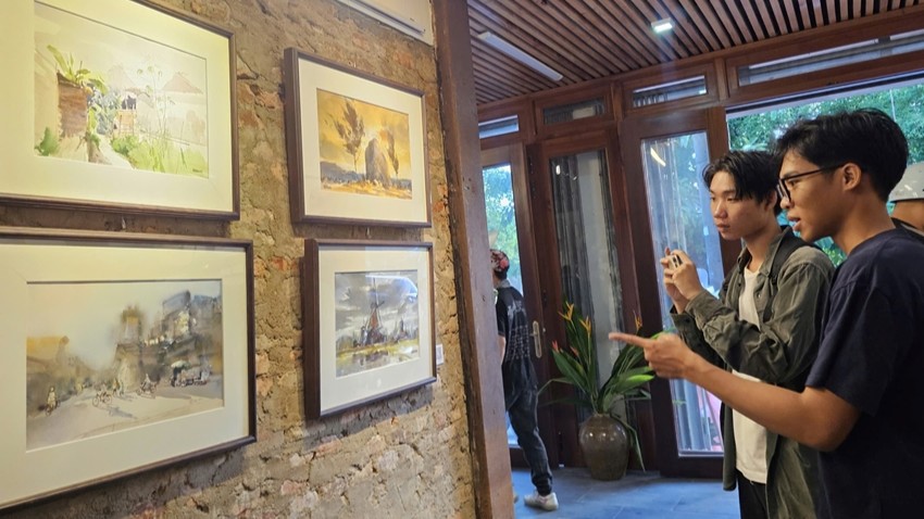 A Reunion of Watercolor Paintings