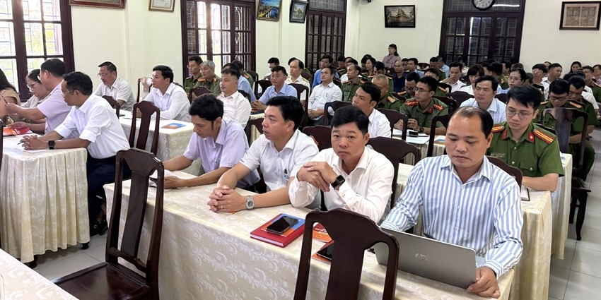 Disseminating the Law on Protection of State Secrets and the Law on Digital Transformation