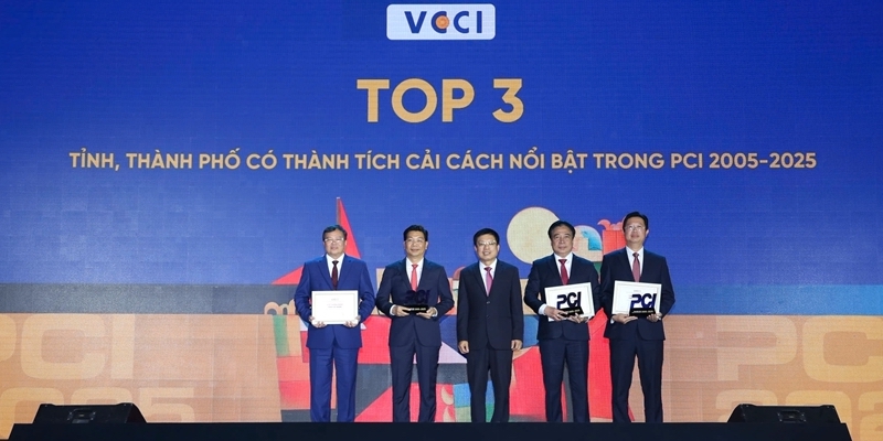 Hue City among top 3 localities with outstanding reform achievements in the PCI during 2005 - 2025