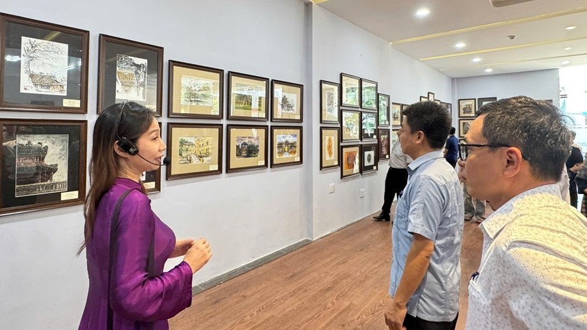 Promoting Hue’s Cultural Heritage through Sketching Perspectives