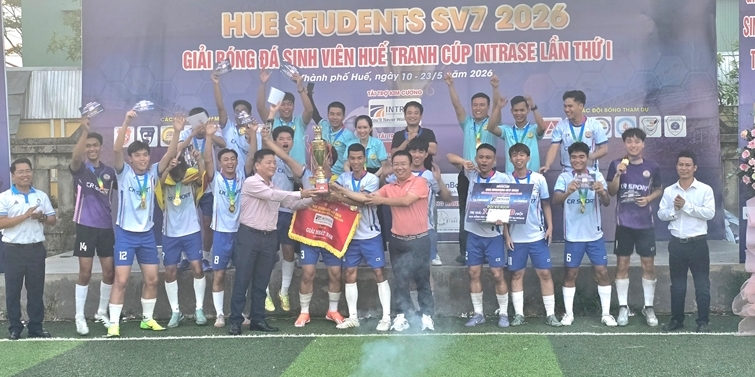 Closing ceremony of the 1st Hue Students Football Tournament - Intrase Cup