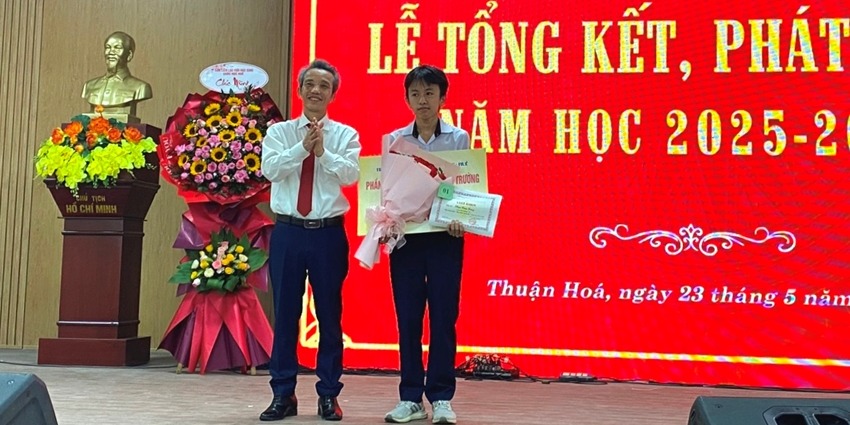 Quoc Hoc Hue High School for the Gifted continues to affirm its position in specialized education