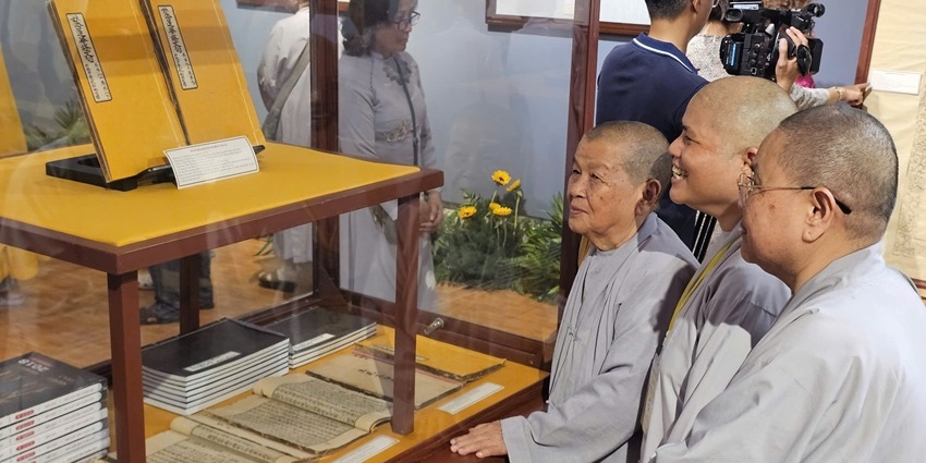Exhibition showcases and introduces Hue Buddhist heritage in the Vesak season