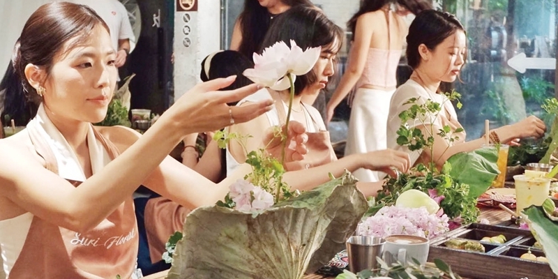 Enrich experiences through workshop cafés
