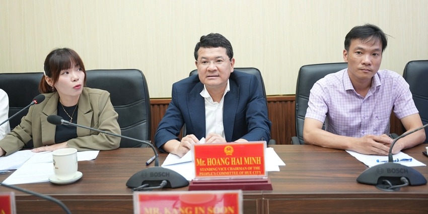 Promoting cooperation in development of transportation infrastructure projects with South Korea