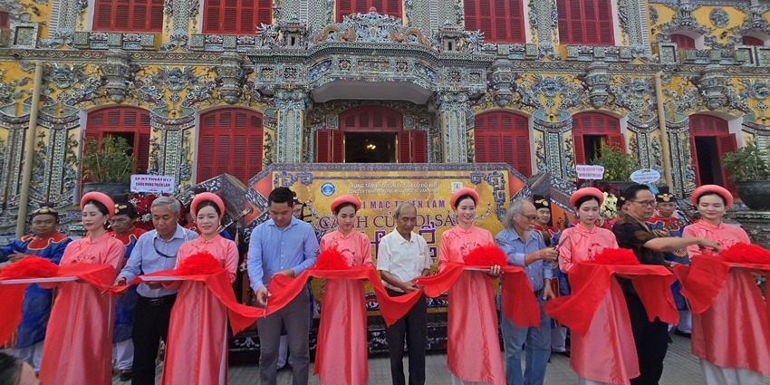 Hue’s ‘heritage doors’ through the eyes of 45 artists