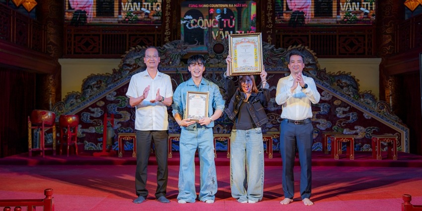 Singer MONO invited to become Hue’s “Heritage Promotion Ambassador”