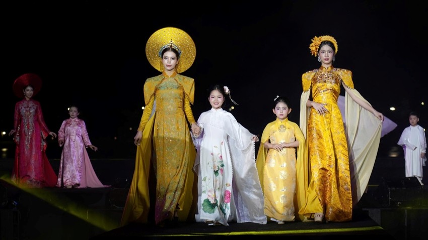 Ao Dai Shines by the Perfume River