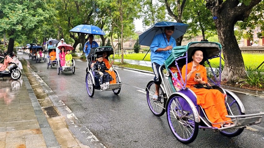 ‘Ao Dai Connecting Tourism and Heritage’ Kicks off Hue Ao Dai Week 2026