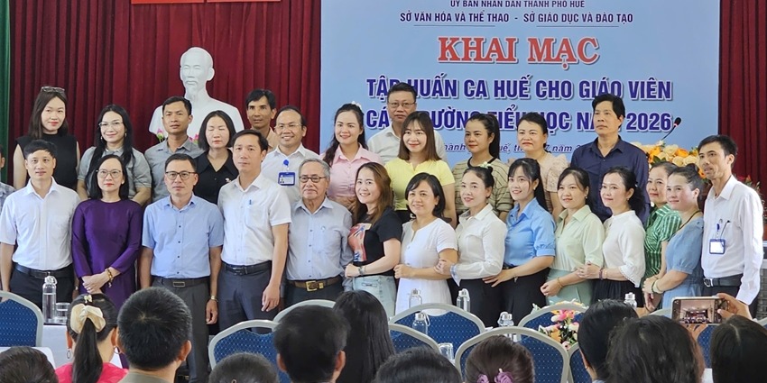 Primary school music teachers receive training in Hue-Singing performance skills